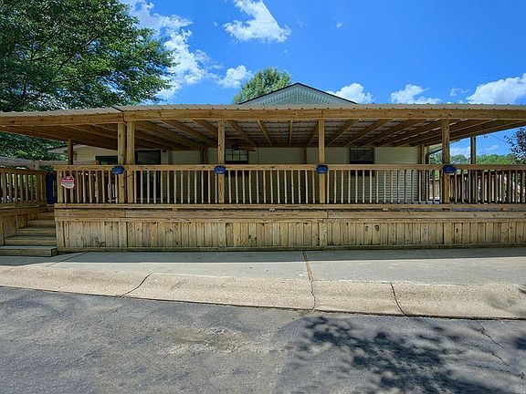 5th image of 914 Thelma St