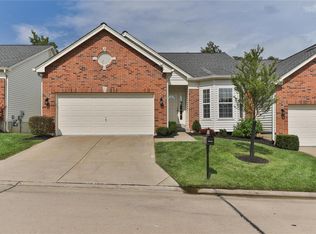16037 Kerryton Place Dr, Ballwin, MO 63021