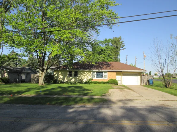 535 N Nichols St, Lowell, IN 46356
