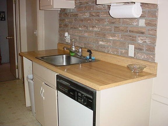 Easy Clean Kitchen