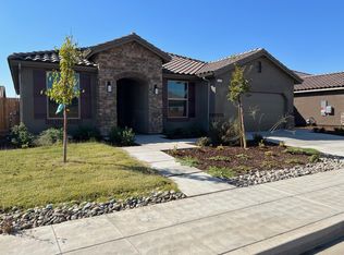 6049 E Fillmore Ave, Fresno, CA 93727