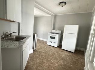 319 Hanover St APT 4, Manchester, NH 03104
