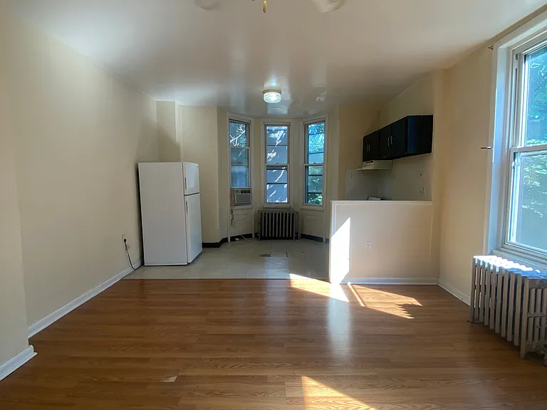 3727 Spring Garden St #2 — Photo 1