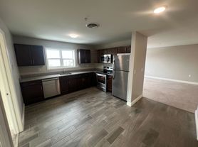 1047 Broadway - Modern Two Bedroom Apartments