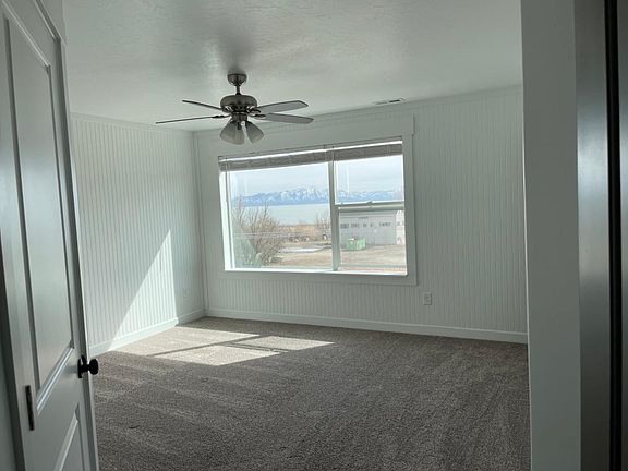 5th image of 1147 E Hatch Row N #1147