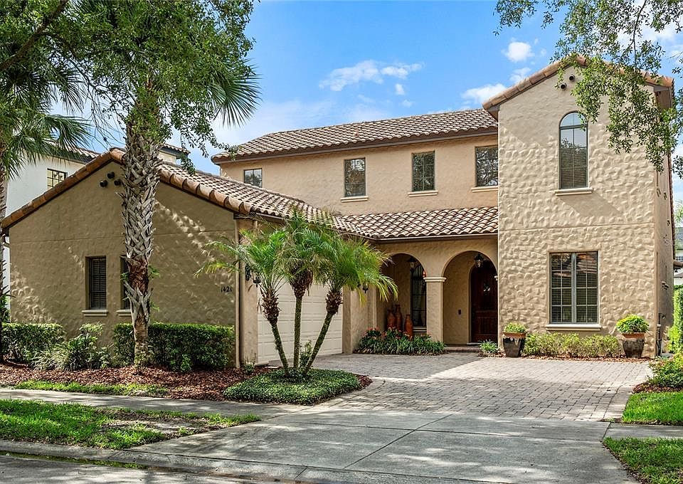 1st image of 1421 Chapman Cir