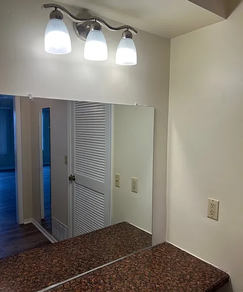 1700 Mountain View Rd — Photo 13