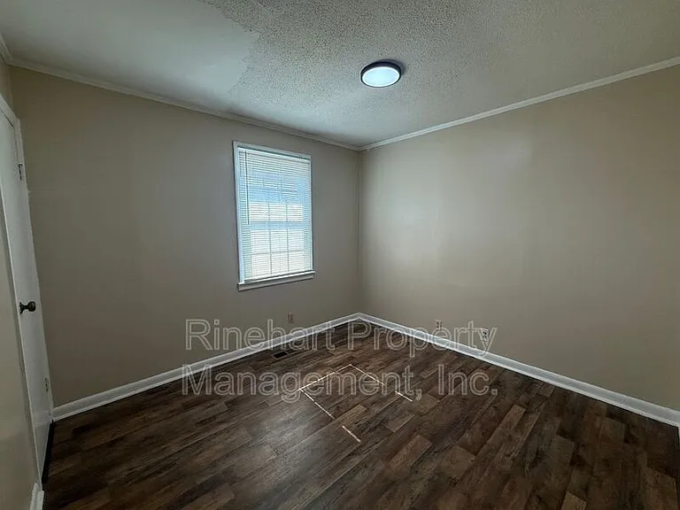 242 Cherry Rd S — Photo 18