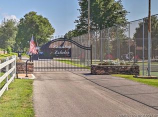 56701 E 310th Rd UNIT 732, Monkey Island, OK 74331