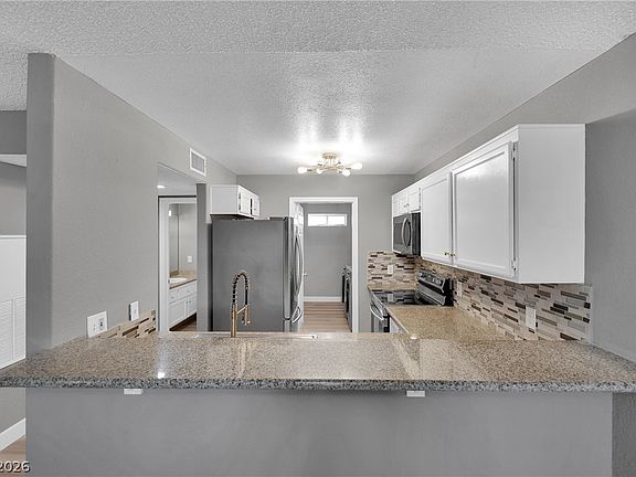 3rd image of 1800 Edmond St Unit 163