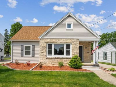 933 HIGGINS AVENUE, Neenah, WI, 54956