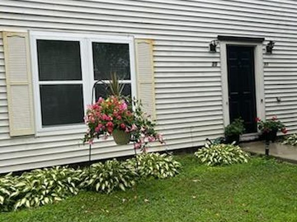 27 Hanover Dr