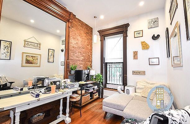 1st image of 21 Herkimer St APT 3R