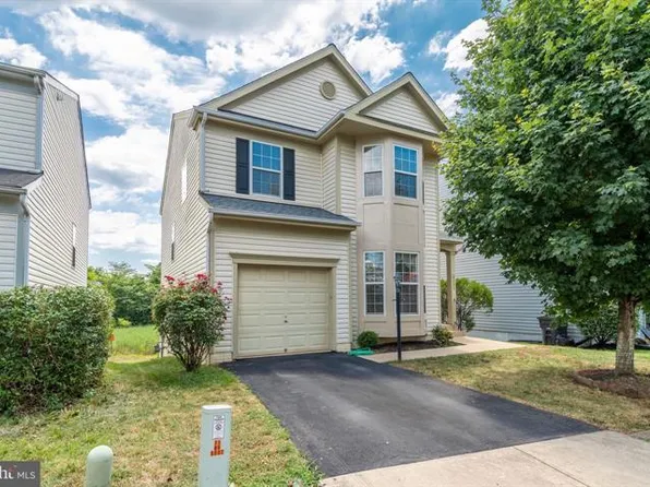 6805 Hollow Glen Ct, Gainesville, VA 20155