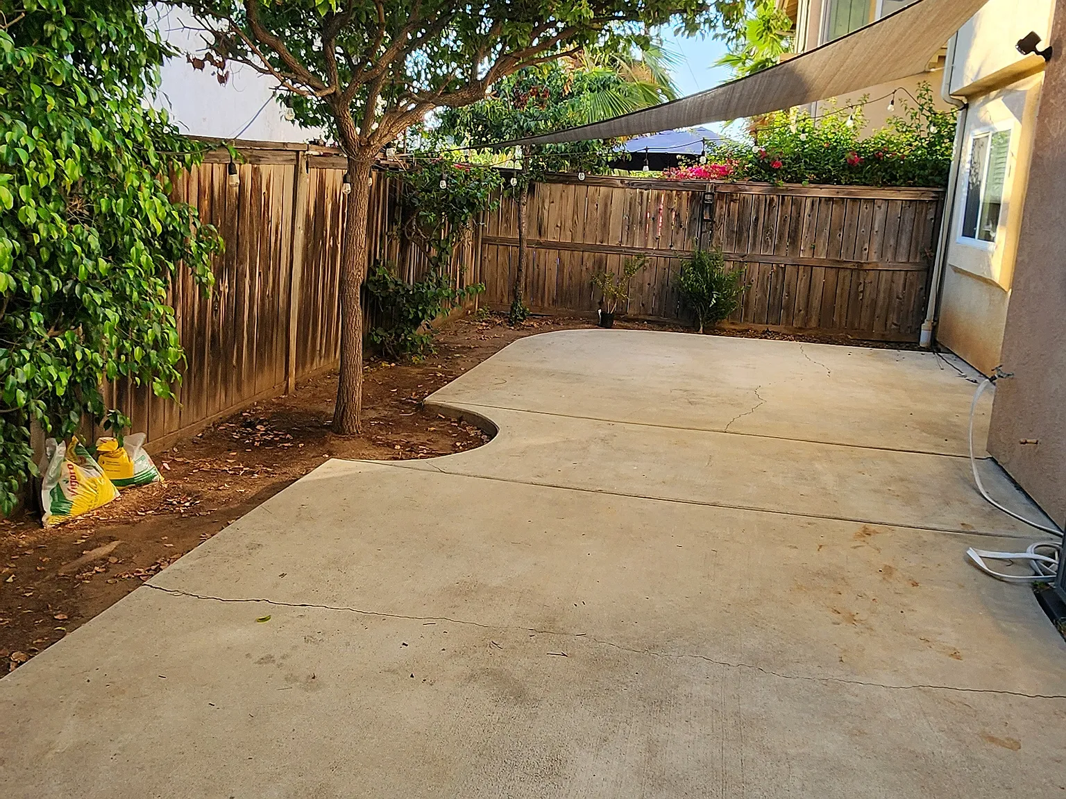 3 bed, 2.5 bath, 1460 sqft, $3,650 — Photo 3