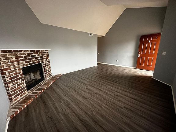 4th image of 2506 W Olrich St #2502