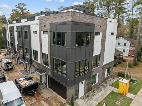 519 Edgecreek Ct, Raleigh, NC 27604
