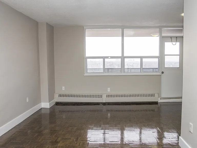2185 Sheridan Park Dr — Photo 32