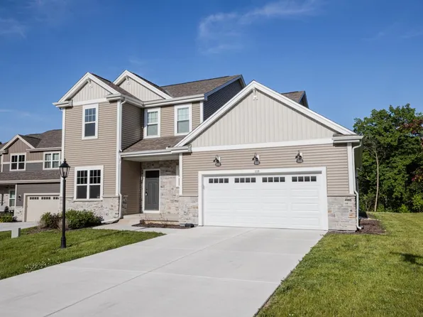 310 Paradise COURT, Hartland, WI 53029