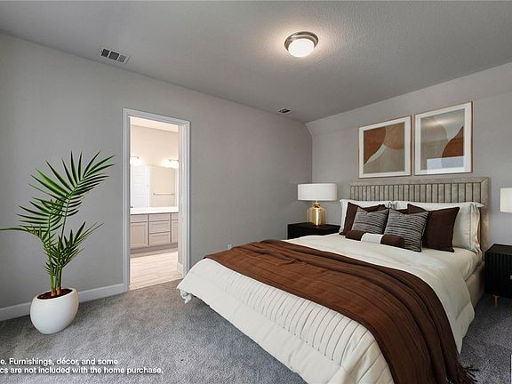 4th image of 672 Vireos St