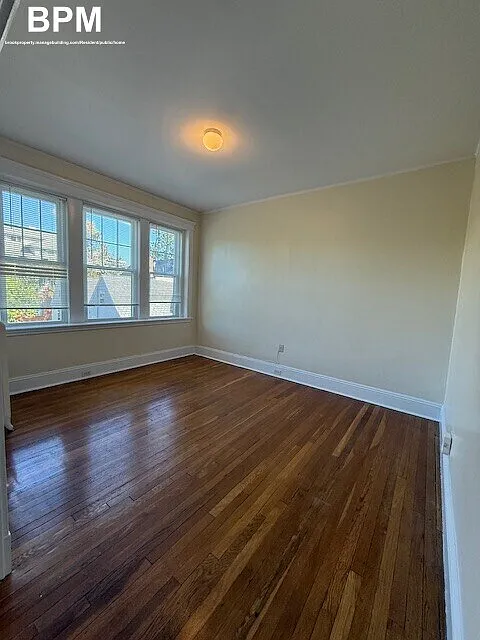 39 Wendell St #4