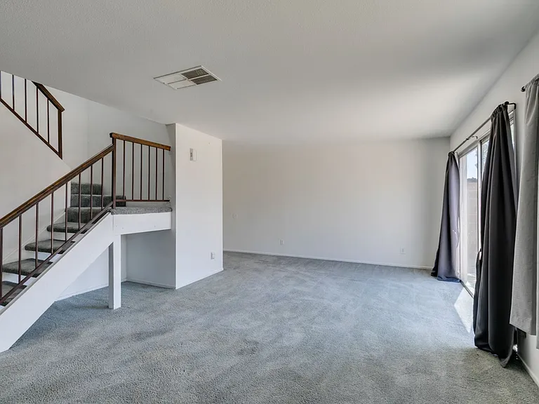 4335 Galore Ave — Photo 7