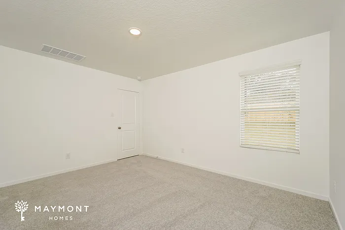 14903 Warwick Shr — Photo 7
