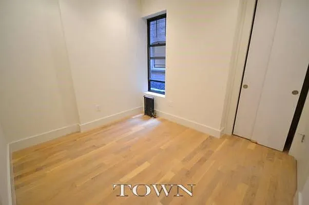 Rented by Town Residential | media 31