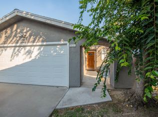 5431 N Carlsbad Ave, Fresno, CA