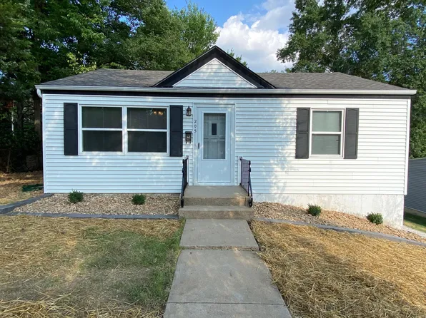 205 Hughes St, Jefferson City, MO 65109
