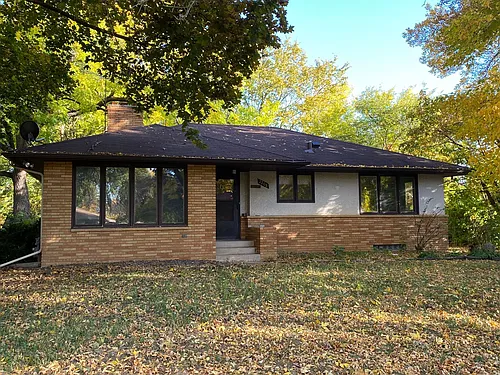 2208 Hendry Pl Photo 1