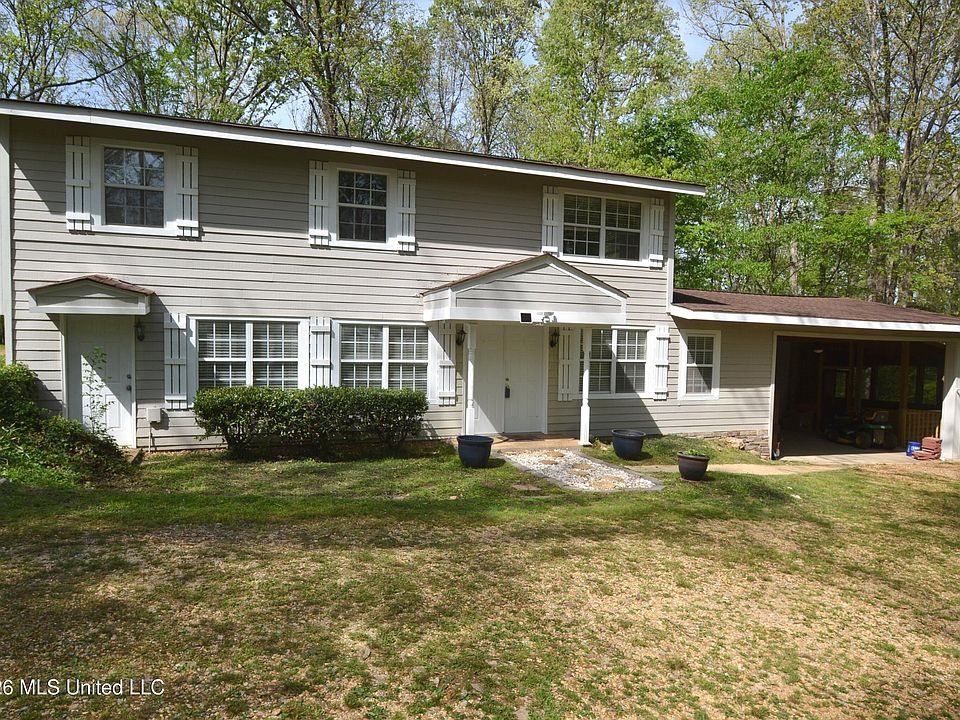 1st image of 590 Leewood Rd