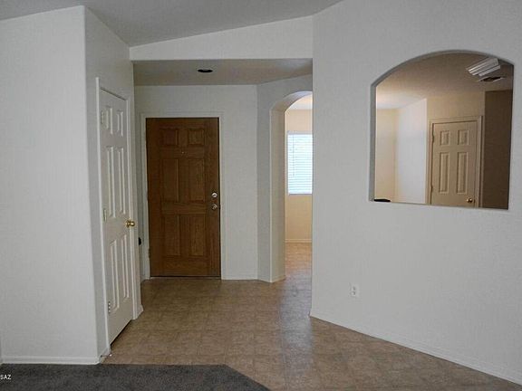 4th image of 2149 W Roundwood Pl
