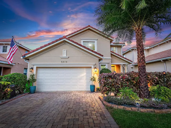 5919 SE Crooked Oak Avenue, Hobe Sound, FL 33455