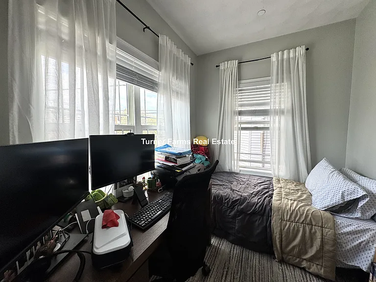 9 Dehon St #33 — Photo 9