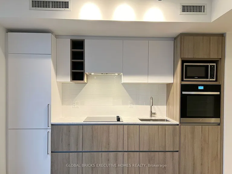 319 Jarvis St #2112 — Photo 10