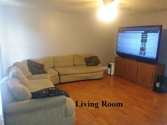 3rd image of 804 Redford Ave