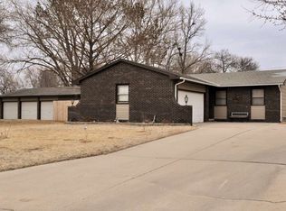 1822 E Denver St, Wichita, KS 67219
