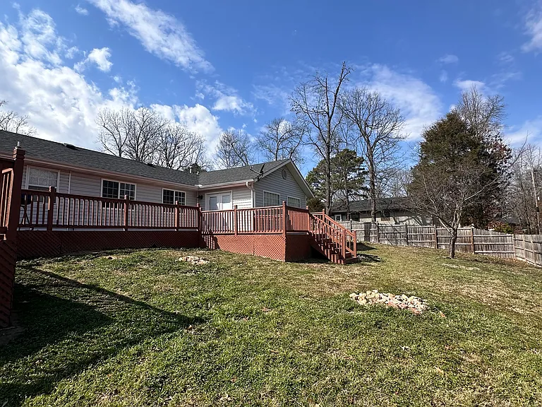 7 Stratton Ln — Photo 80