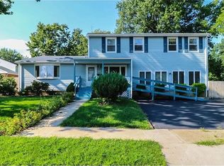 84 Orange St, Woodbridge, NJ 07095