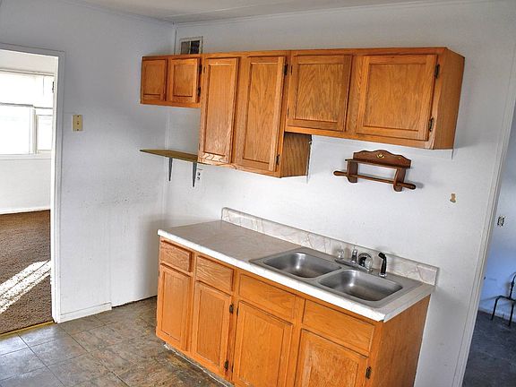 5th image of 626 W Grant St