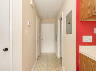 3051 Huntleigh Dr, Raleigh, NC 27604