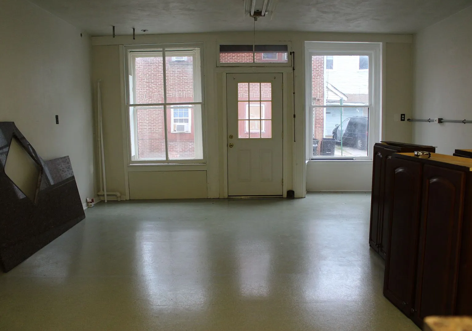 1st floor retail — Photo 2