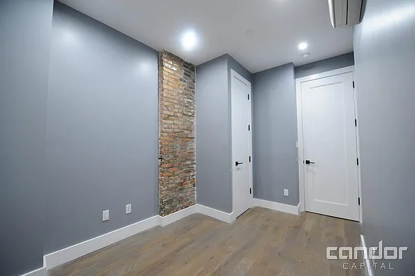 Rented by Candor Capital LLC | media 44