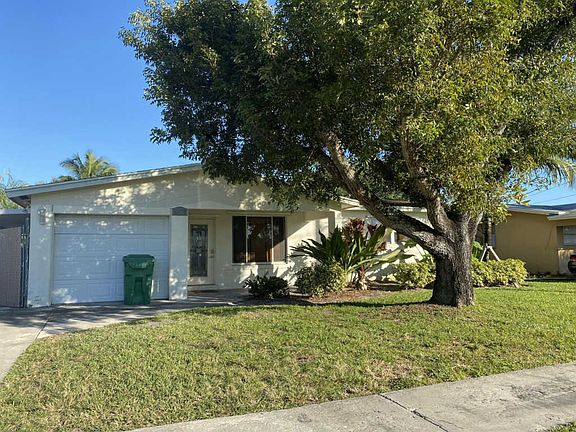 2nd image of 4520 SW 43rd Ave