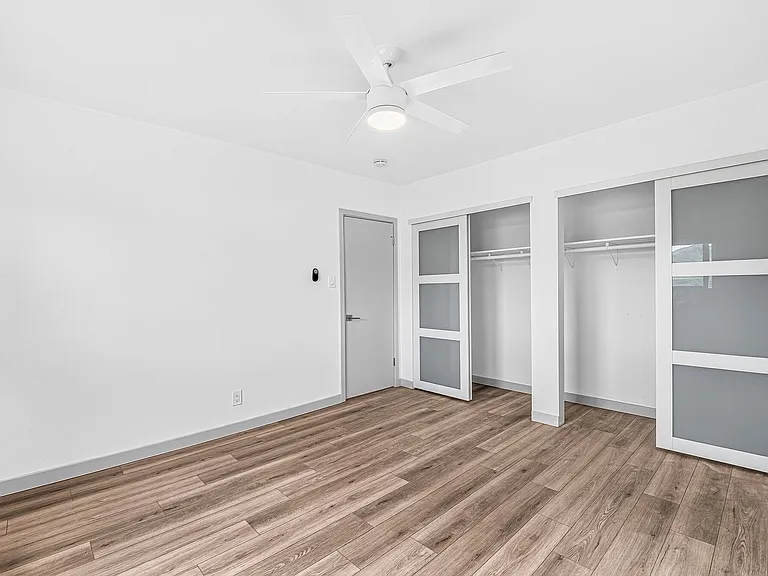 359 East Esther Street — Photo 50