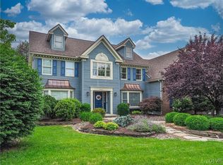 4831 S Hedgerow Dr, Allentown, PA 18103