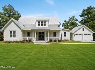 16 Bent Pebble Point, Lumberton, MS 39455