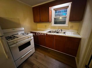 34 Sanford St UNIT 3, Bangor, ME 04401