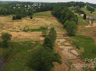 2575 Mountain View Rd, Hickory, NC 28602